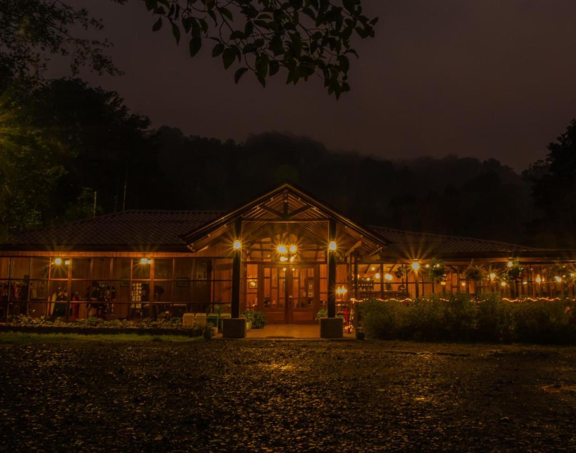 Hotel De Montana Suria San Gerardo de Dota Exterior photo